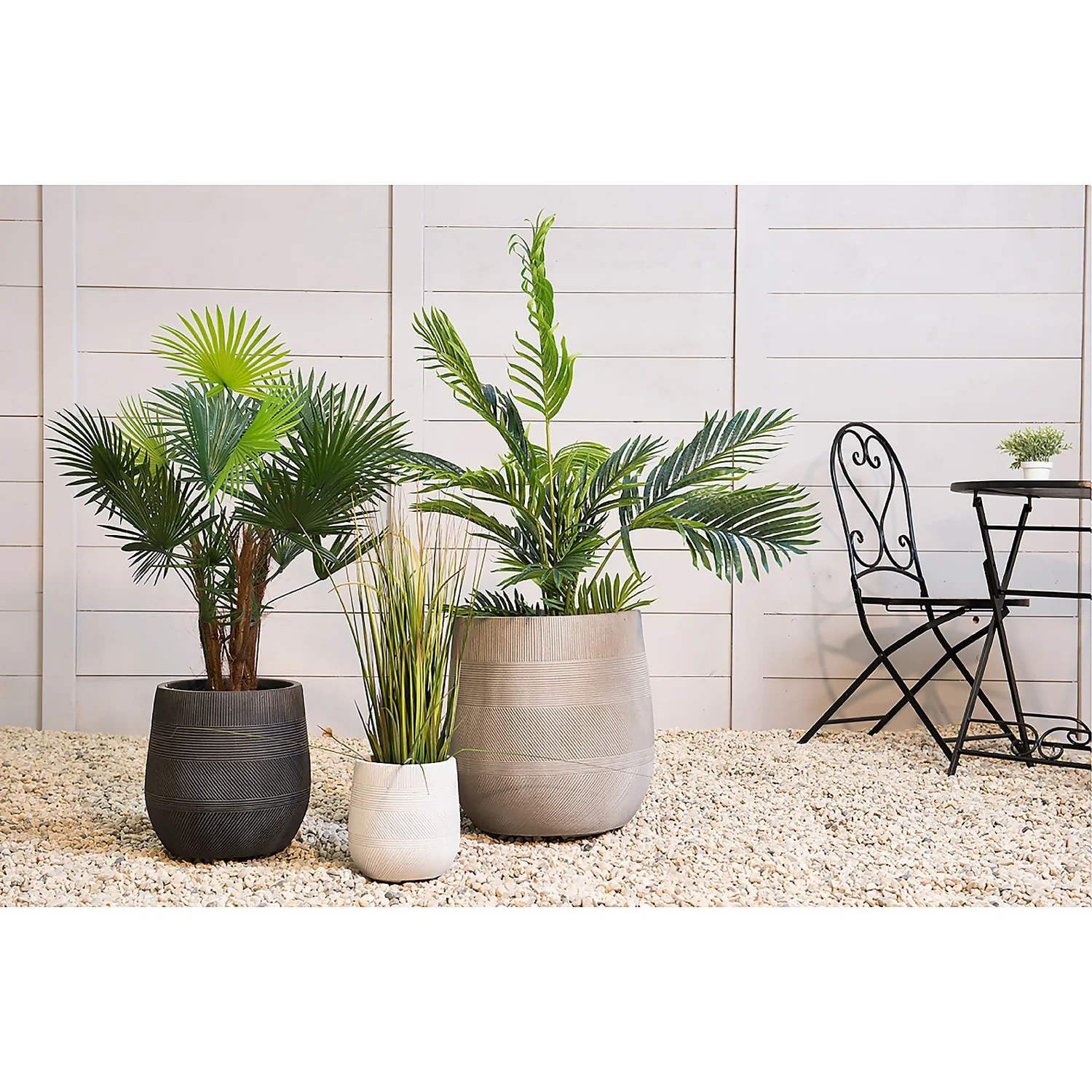 Liam Round Stripe Planter - Medium 2 Liam Round Stripe Planter - Medium - Image 2