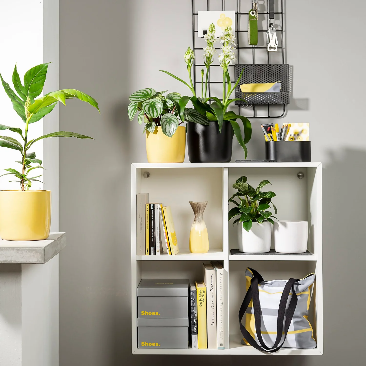 Perla White Plant Pot - 13cm 3 Perla White Plant Pot - 13cm - Image 3