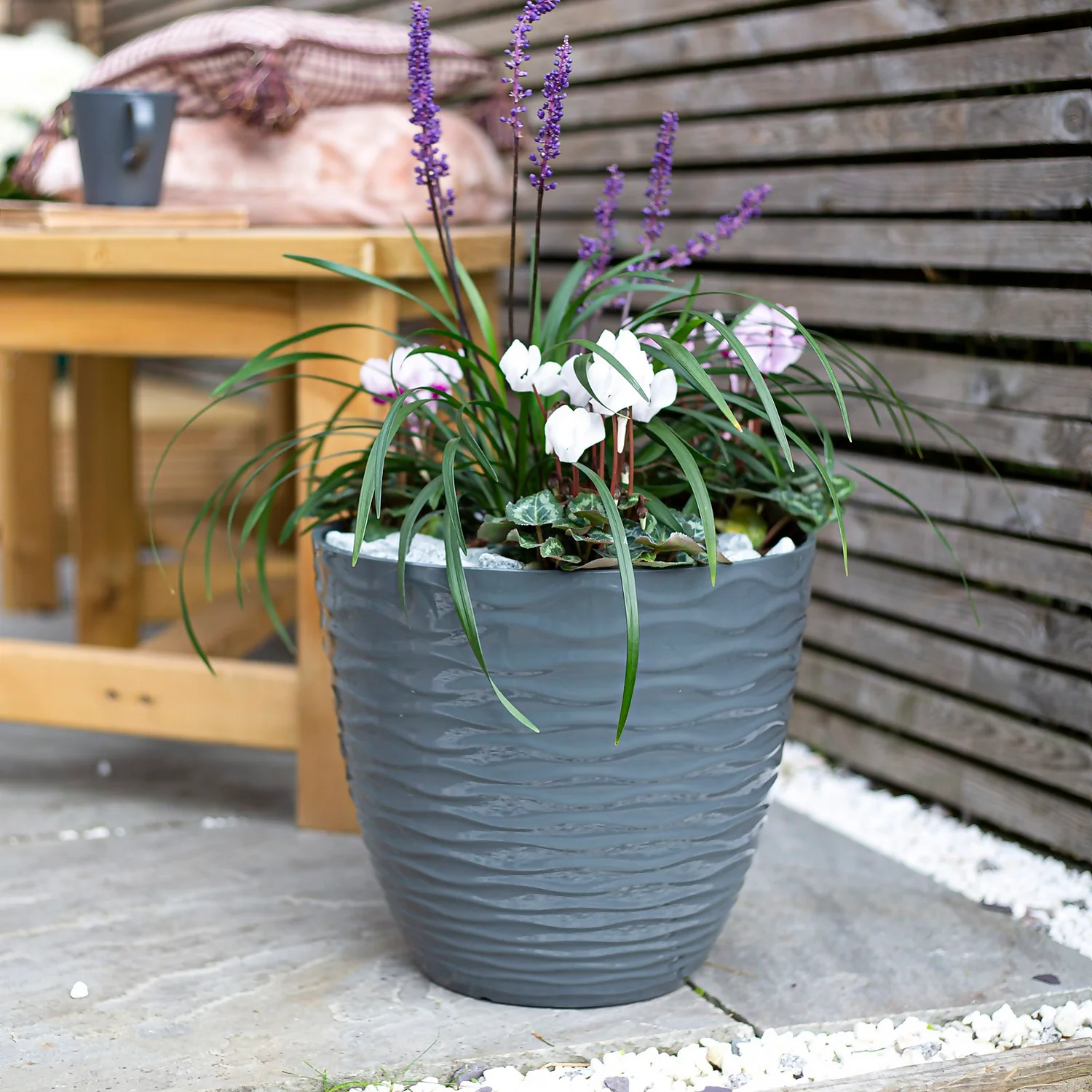 Wave Pot Charcoal - 33cm 2 Wave Pot Charcoal - 33cm - Image 2