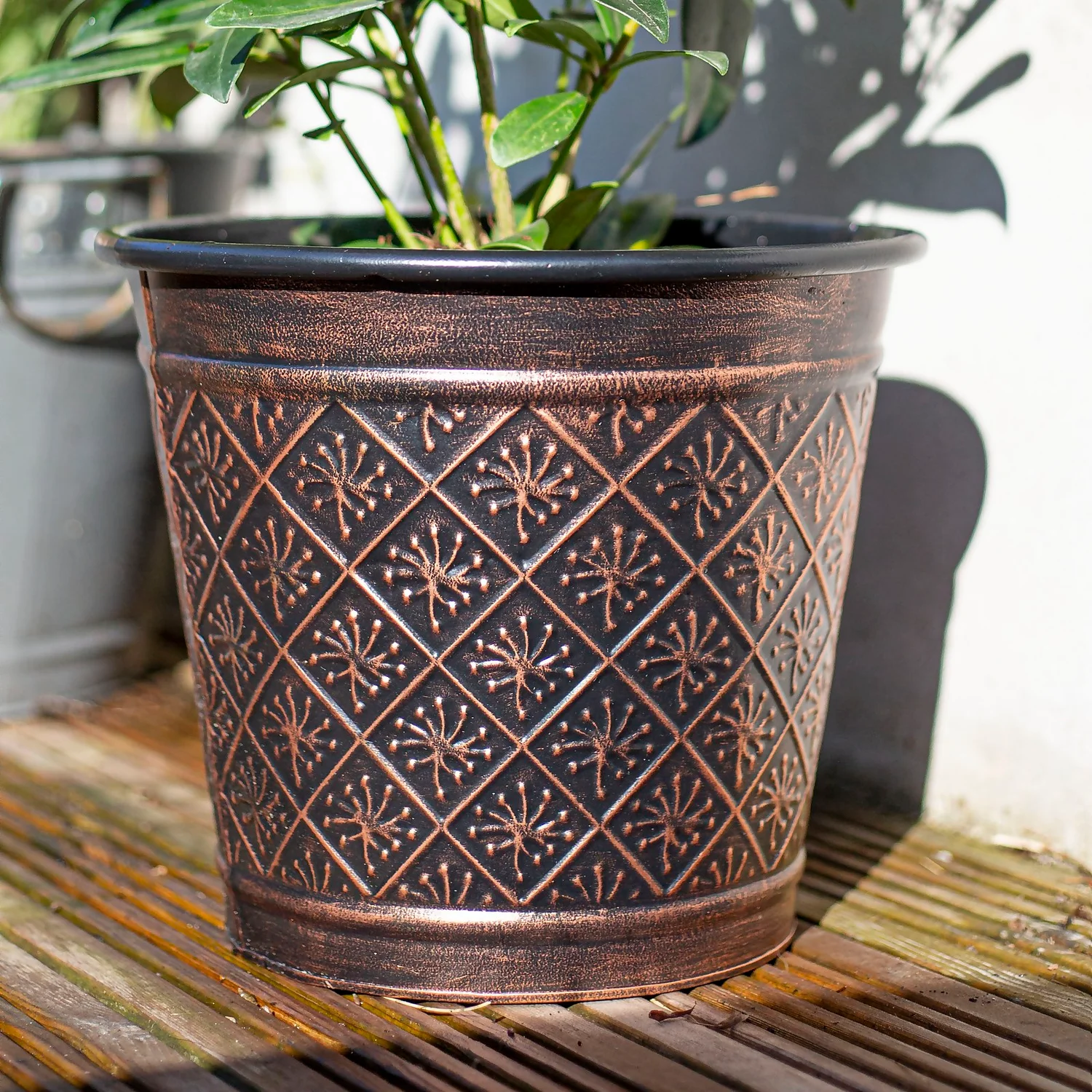 Vintage Allium Patterned Cone Pot - 37cm 3 Vintage Allium Patterned Cone Pot - 37cm - Image 3